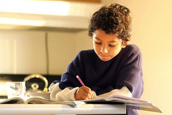 36 Ιδέες για να βοηθήσετε το παιδί να μελετά σωστά στο σχολείο και στο σπίτι