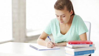 Revise seven hours a day over Easter, says education expert
